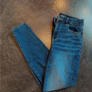 American Eagle Outfitters Women's High Rise Blue Jeans skinny size 6